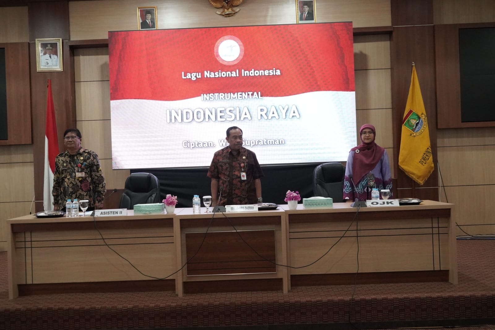 Sekda Kota Cilegon Maman Mauludin saat menghadiri acara Edukasi Pengelolaan Keuangan untuk Pelaku Usaha Mikro Kecil, di Aula Setda Kota Cilegon, Kamis, 7 November 2024.