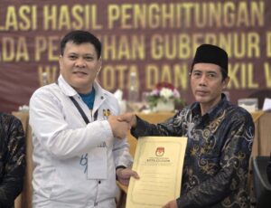 SAH! KPU Tetapkan Robinsar-Fajar Pemenang Pilkada Kota Cilegon 2024