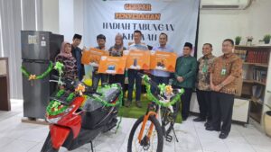 Tak Disangka, Rutin Sisihkan Uang Rp100 Ribu, Nasabah Ini Pulang Bawa Motor