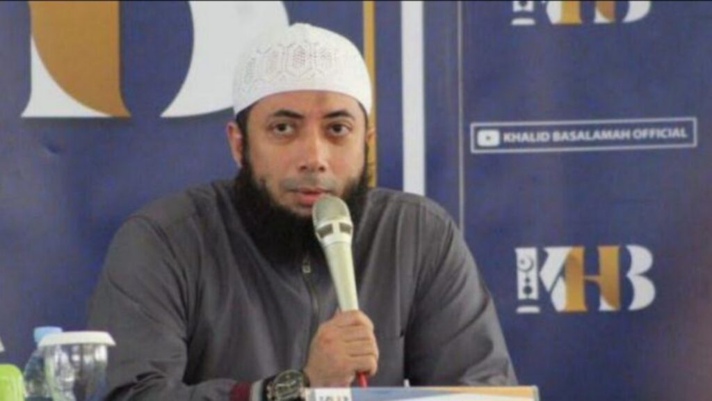 Ustadz Khalid Basalamah