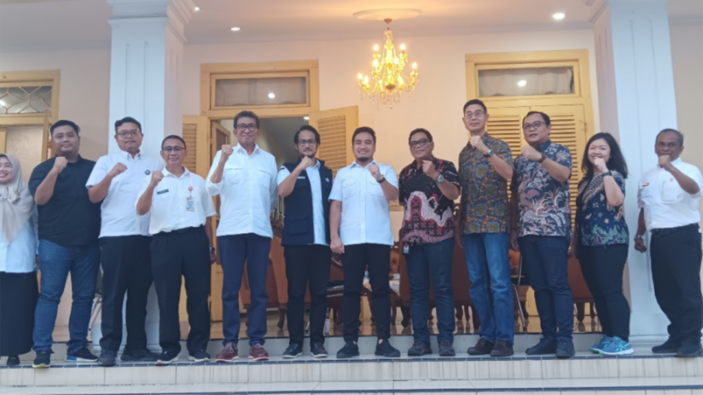 Robinsar dan Fajar Kompak, Hadirkan Tiga Raksasa Industri saat Afternoon Tea