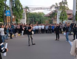 Dari Landmark ke DPRD, BEM Banten Bersatu Bikin Geger Kota Cilegon