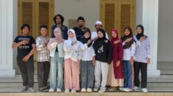 Rizal Arif Baihaqi Lepas Teater Ngederes Cibanten: ‘Berangkatlah Membawa Sejarah dan Kebanggaan Kota Cilegon!’