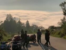 Cuma 3 Jam dari Jakarta! Sunrise di Citorek ini Bikin Serasa di Negeri Atas Awan